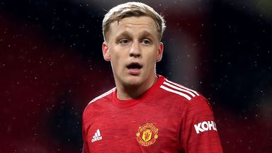 De Boer: We'll see the real Van de Beek soon