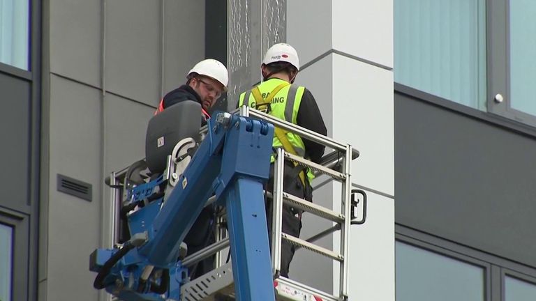 Flammable cladding removal 