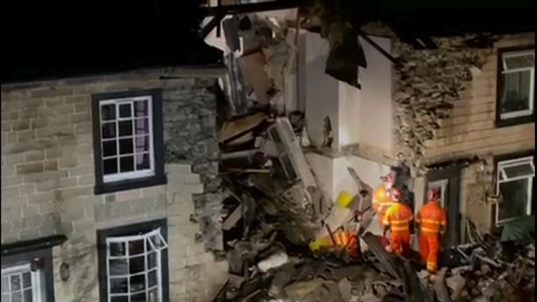 Summerseat Explosion Homes Evacuated After House Collapses Aydintepemedya Com