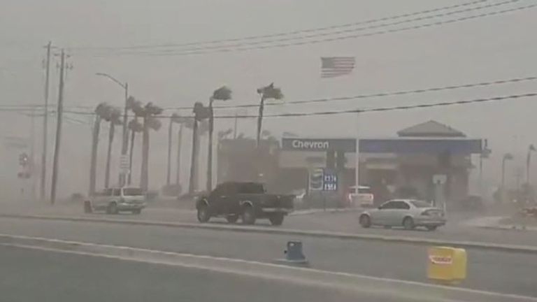 Las Vegas hit by thick dust storm