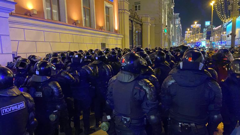 A mass of riot police on Tverskaya in central Moscow in the wake of the Navalny court verdict