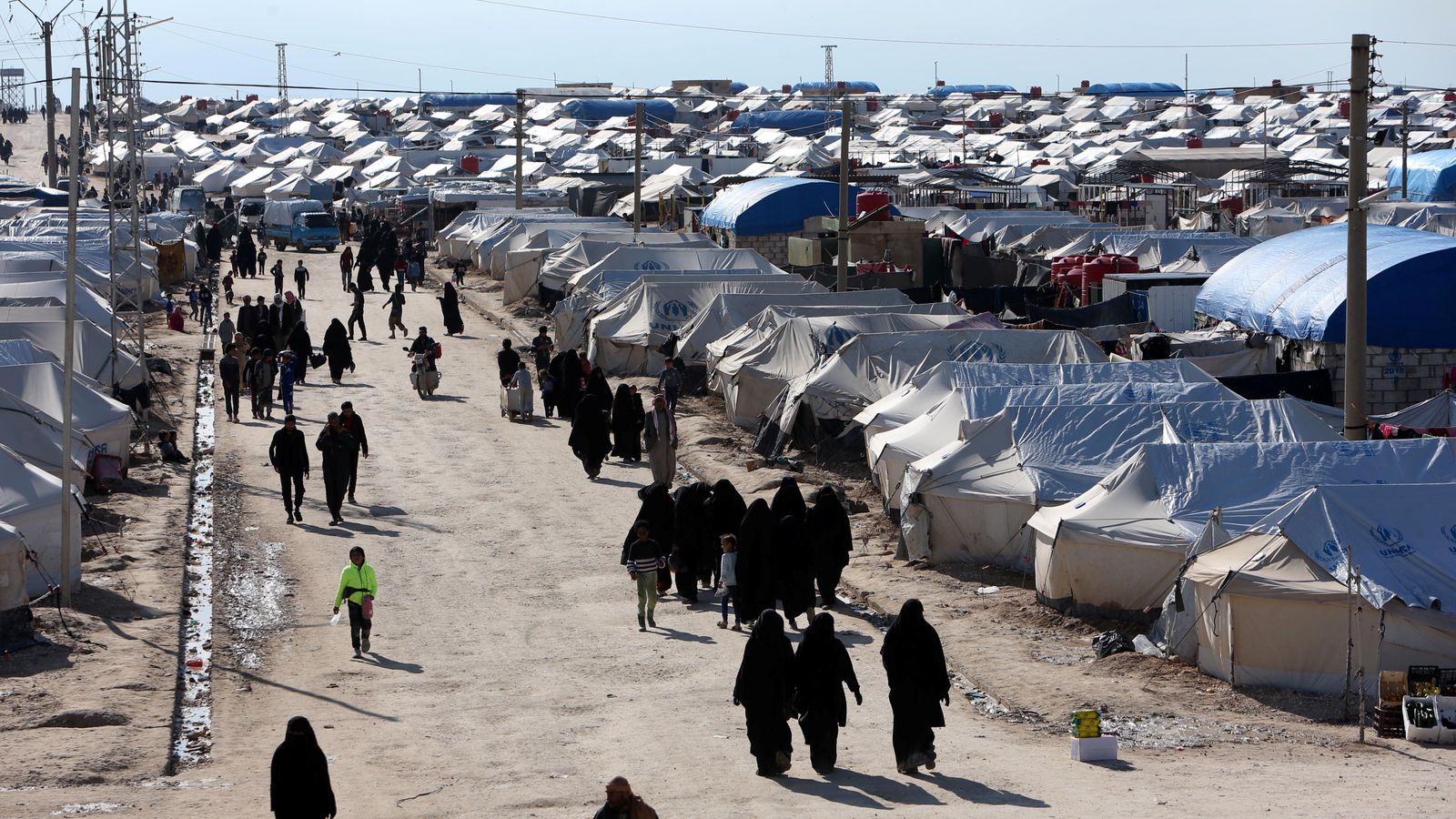 Syria: Security Forces Move Into Notorious Al Hol Camp To Oust ISIS ...