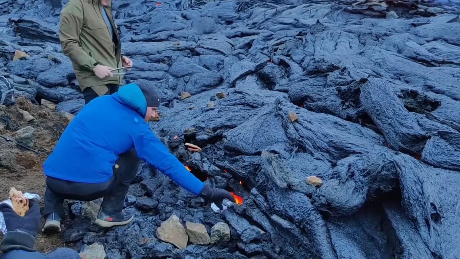 Iceland volcano Thousands flock to edge of spectacular eruption