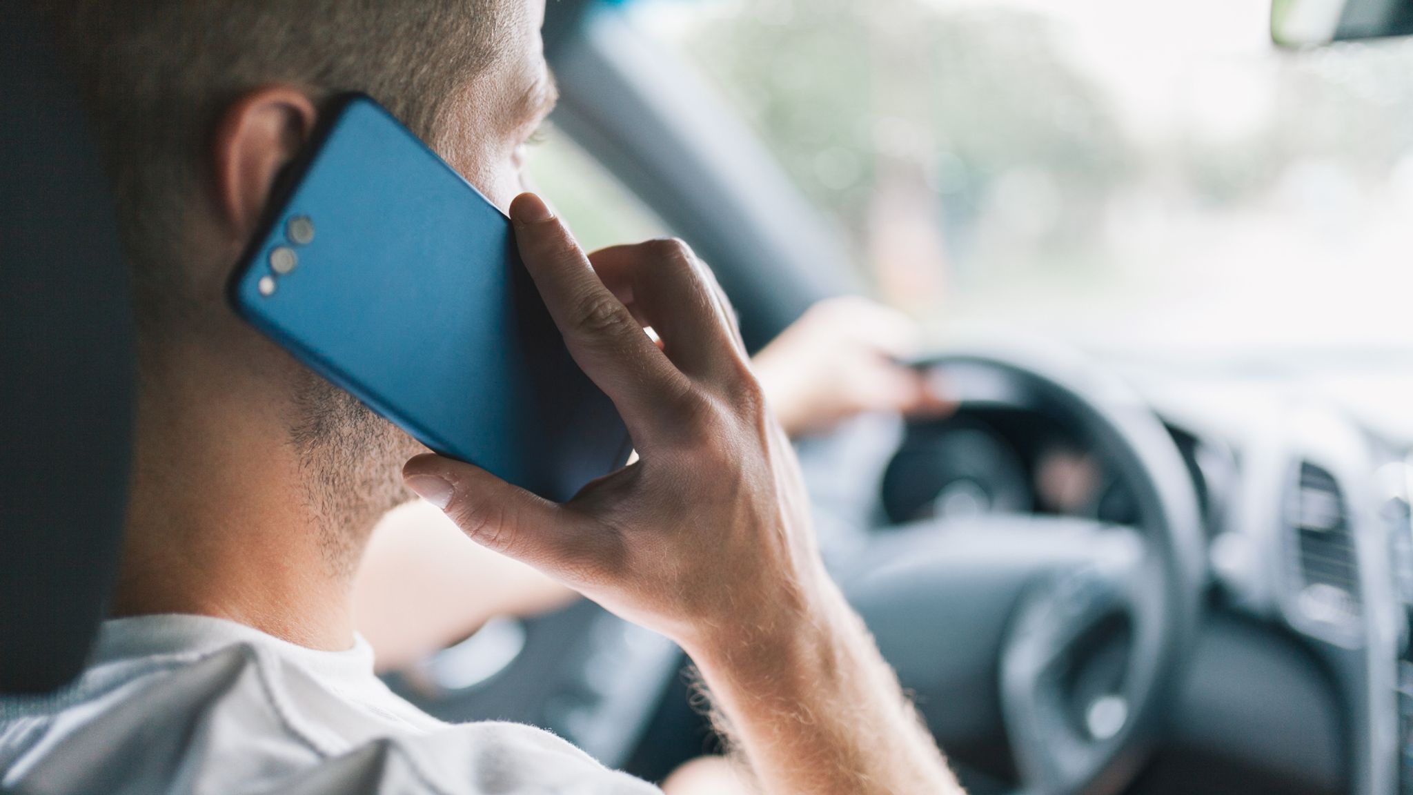 Any use of a handheld mobile phone while driving to become illegal next ...