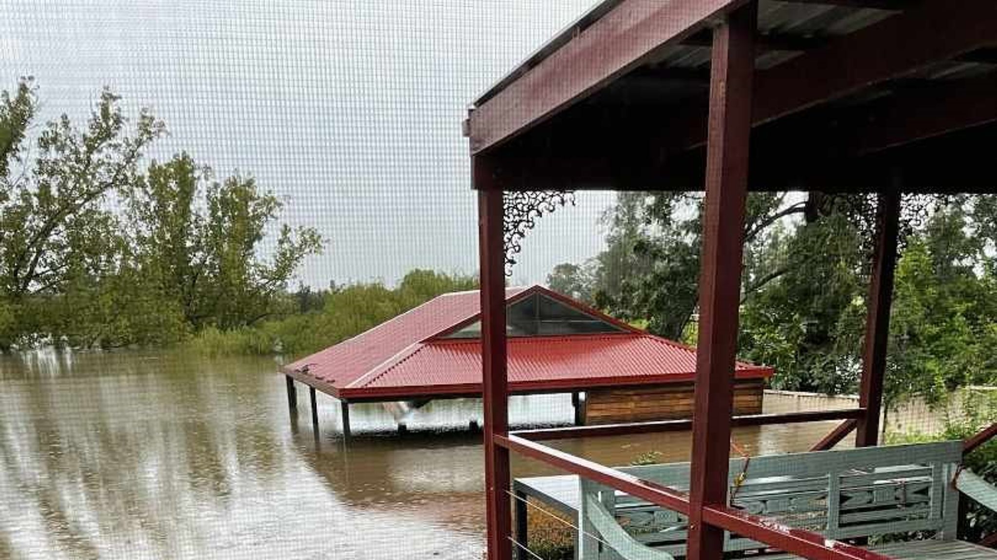 Australia Floods: The Town 'smashed' As Water Levels Rose 40ft In Hours ...