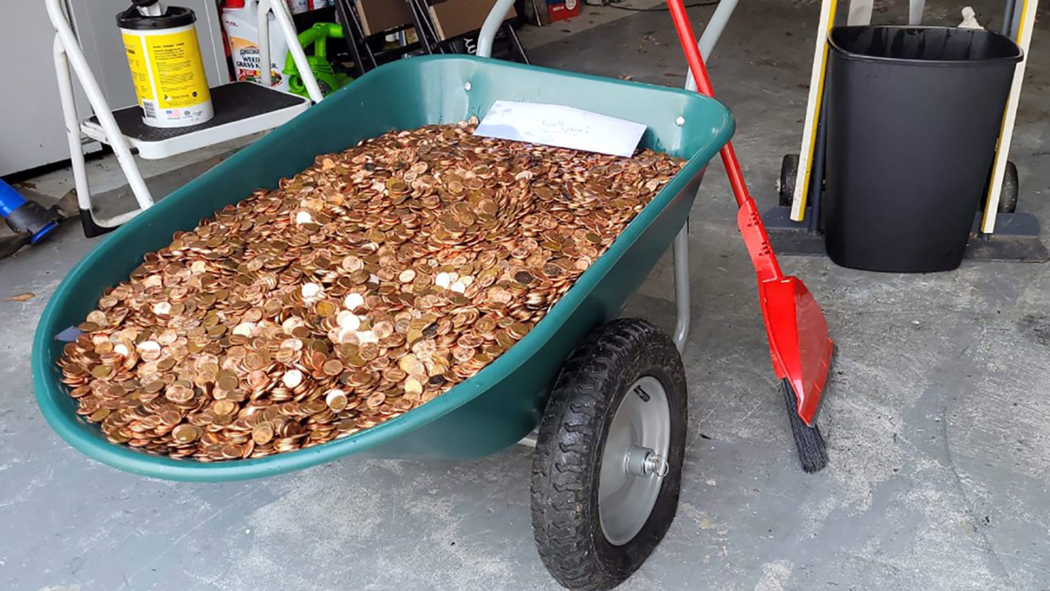 90,000 greasy pennies dumped on Georgia man's drive as final payment after  quitting his job | US News | Sky News