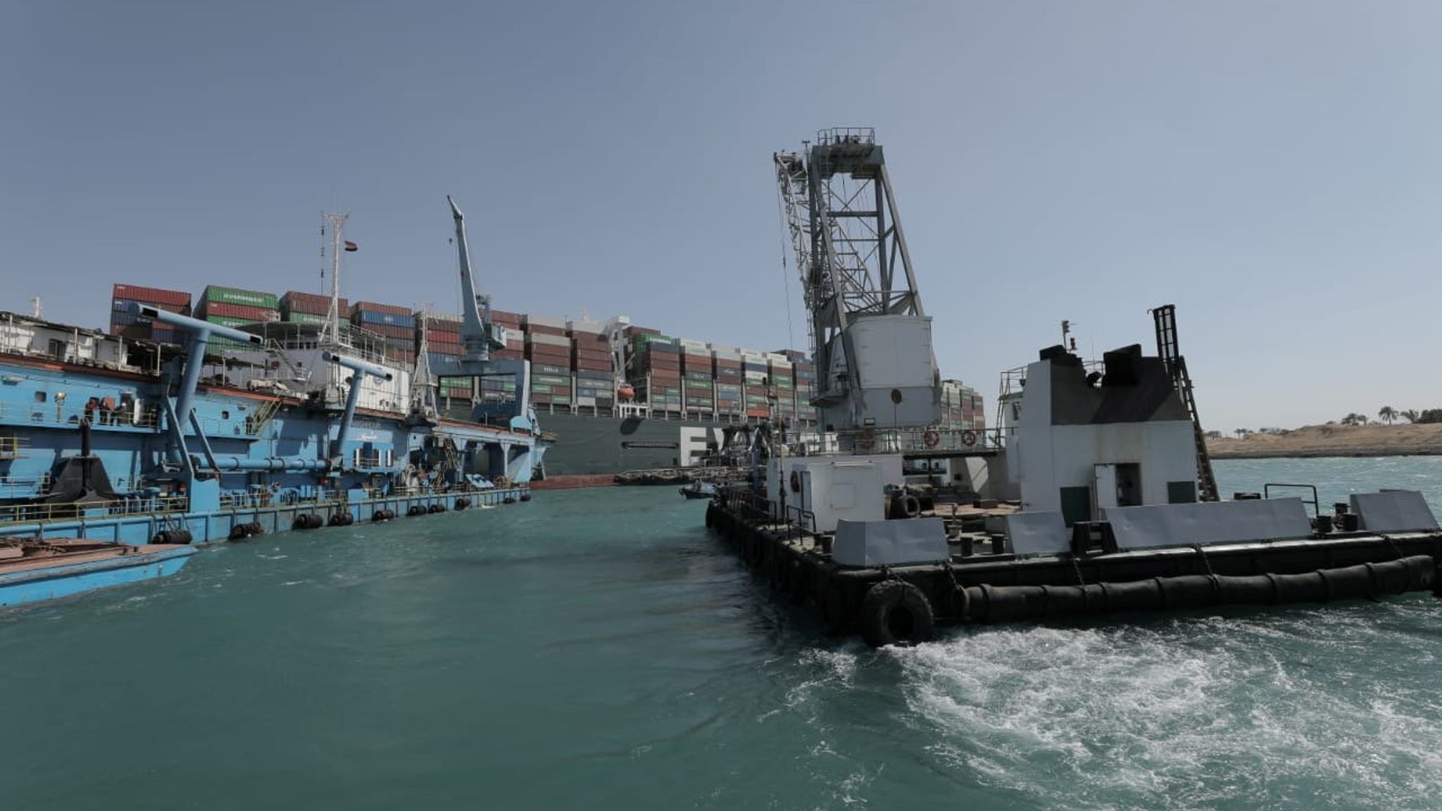 suez-canal-24-hour-dredging-and-tugging-as-egypt-s-president-mulls