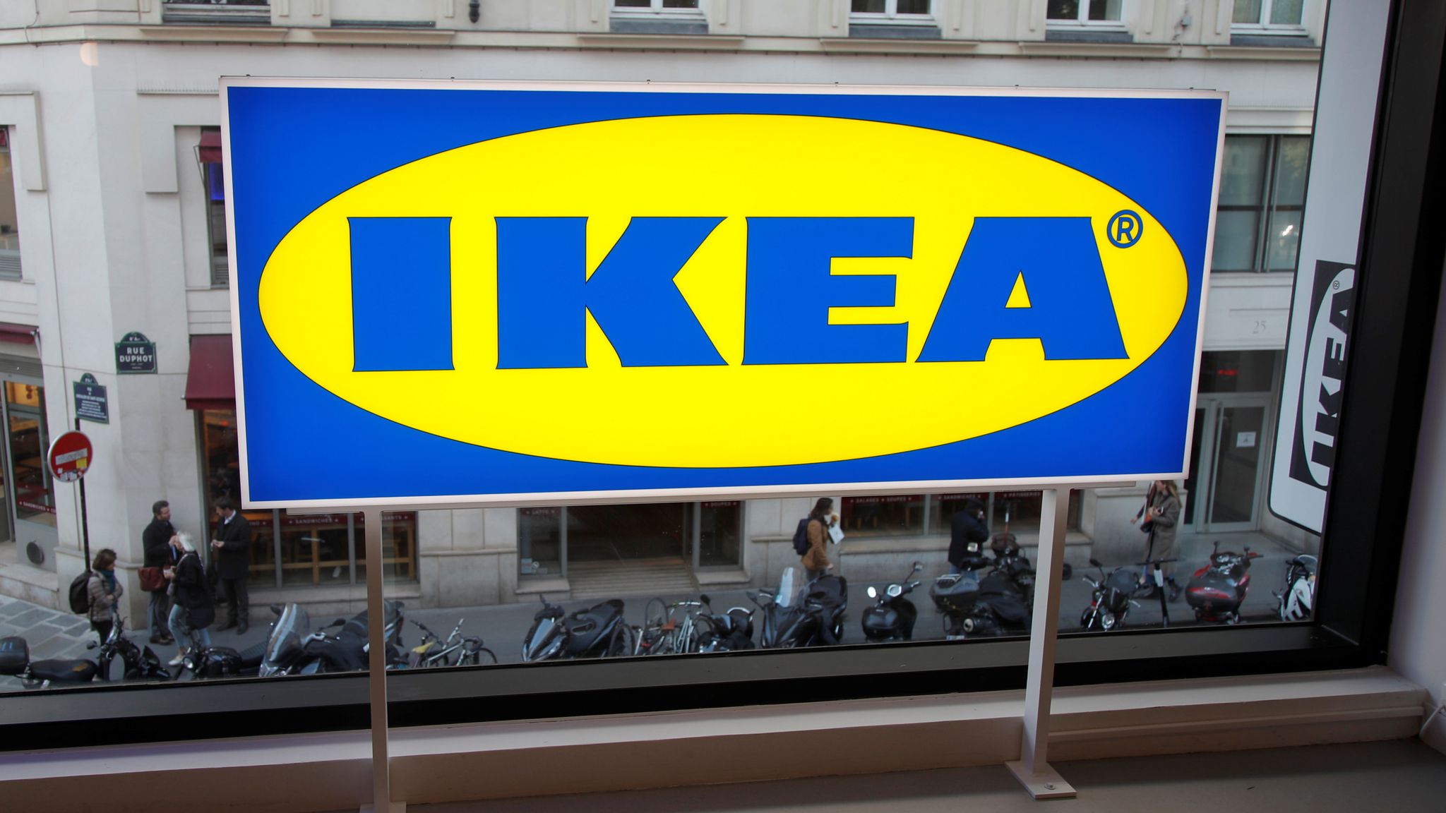 behalve voor Ingang liefdadigheid Ikea hit by shortages across 1,000 product lines | Business News | Sky News
