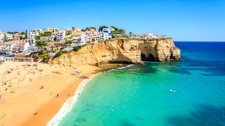 L'Algarve au Portugal est une destination d'escapade populaire pour les Britanniques