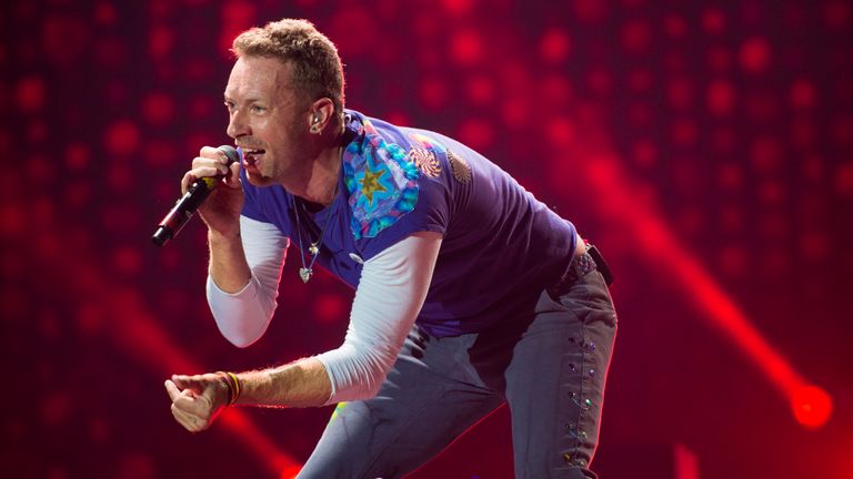 کریس مارتین ، جبهه اصلی بازی Coldplay.  عکس: AP