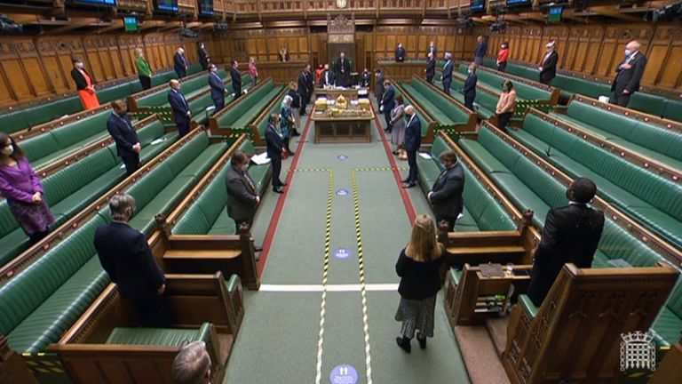 MPs observe a minute&#39;s silence in House of Commons