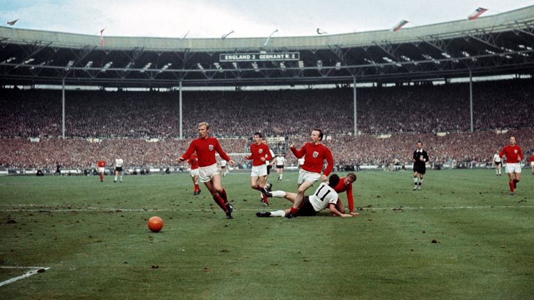 Some members of England&#39;s 1966 World Cup side have been diagnosed with dementia or were suffering from the disease at the time of their deaths