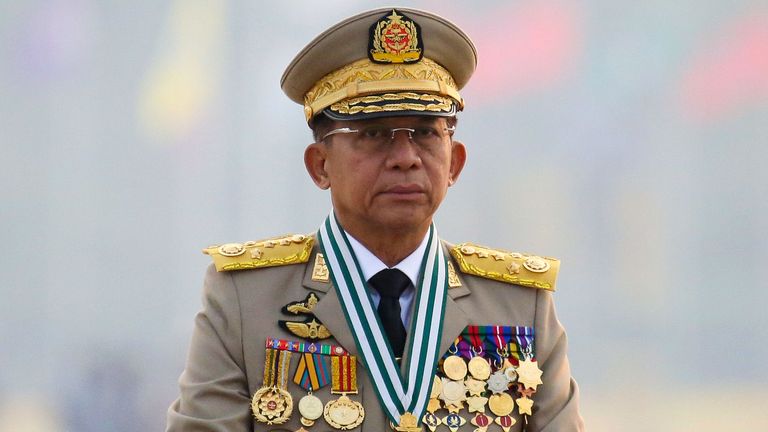 Général Min Aung Hlaing