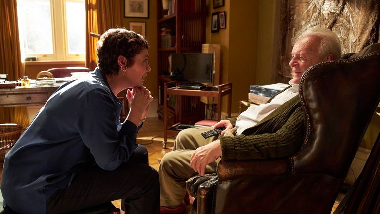 اولیویا کلمن و آنتونی هاپکینز در فیلم پدر.  عکس: Lionsgate