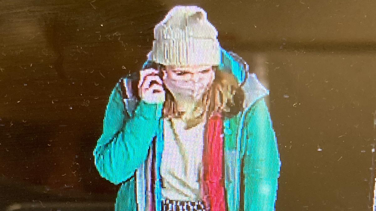Image de vidéosurveillance de Sarah Everard la nuit de sa disparition