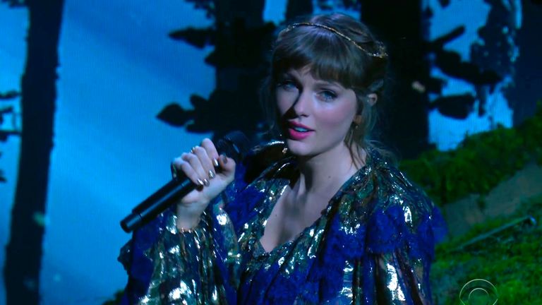 Taylor Swift performing at this year&#39;s socially distanced Grammys. Pic: AP