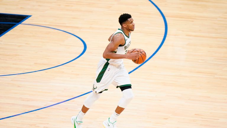Giannis stars as Bucks beat 76ers