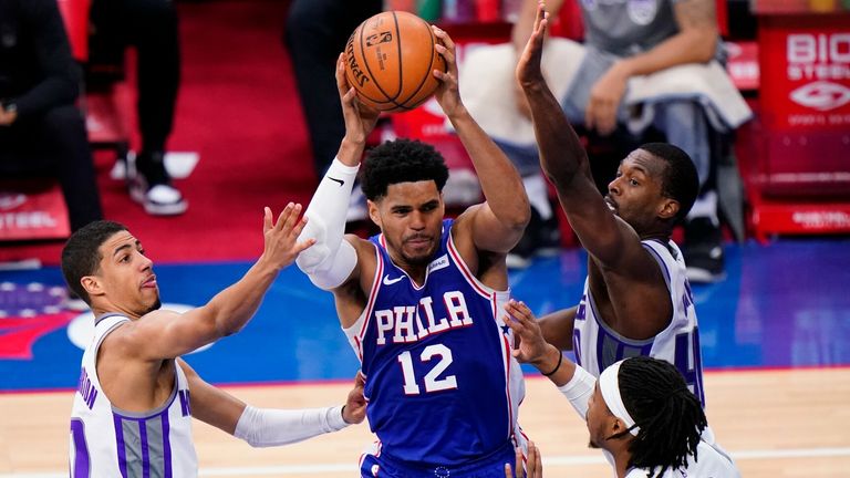 NBA Wk13: 76ers 129-105 Kings