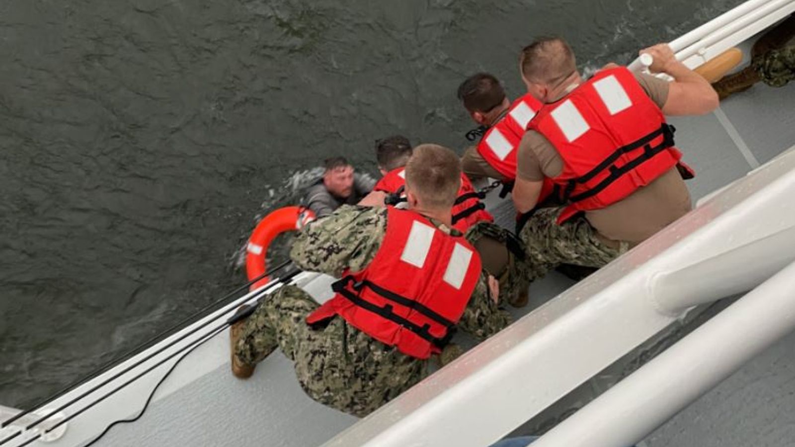 Six people rescued and more missing after boat capsizes off Louisiana ...