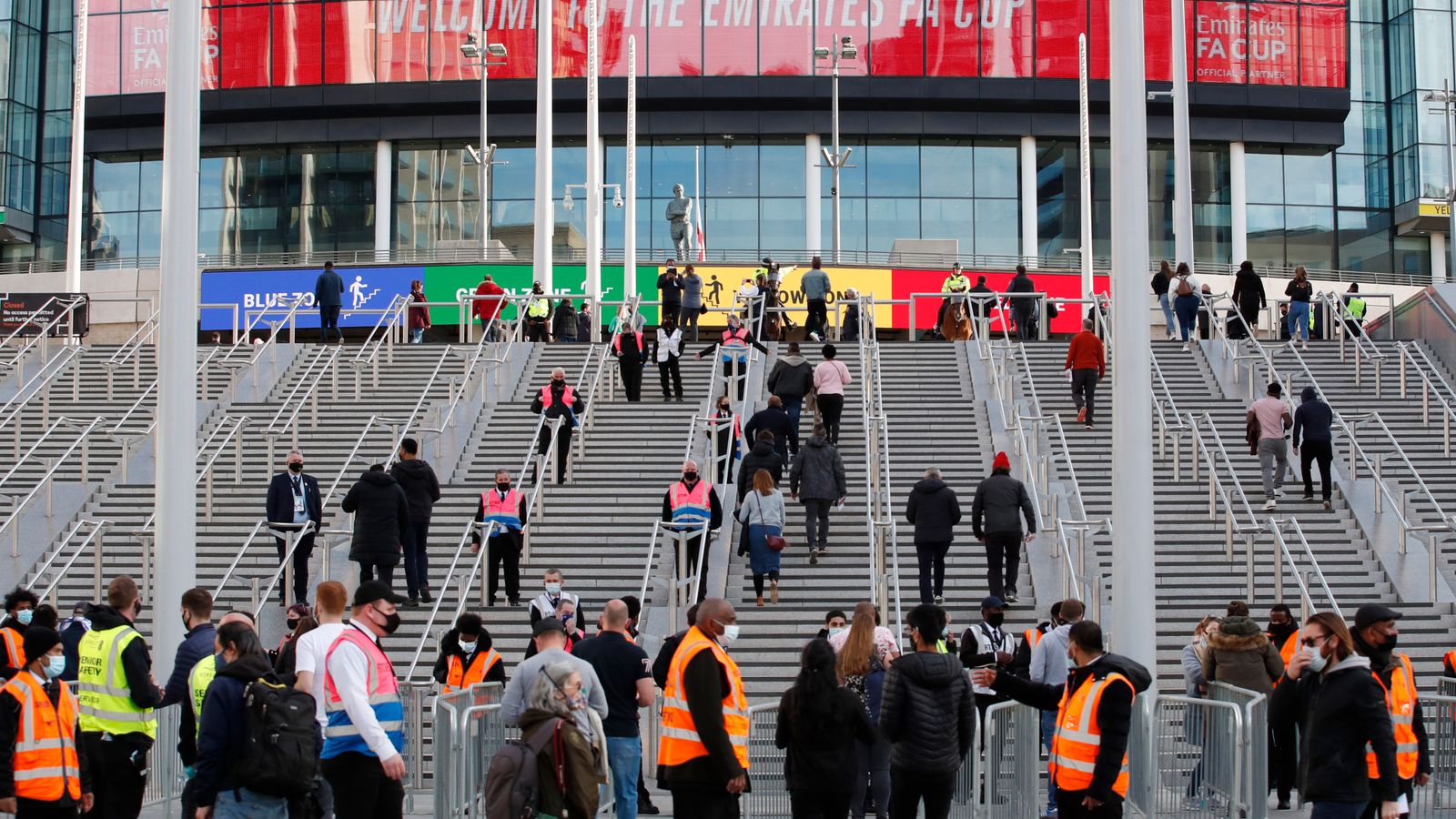 COVID-19: Thousands of fans in Wembley watch Leicester book FA Cup ...