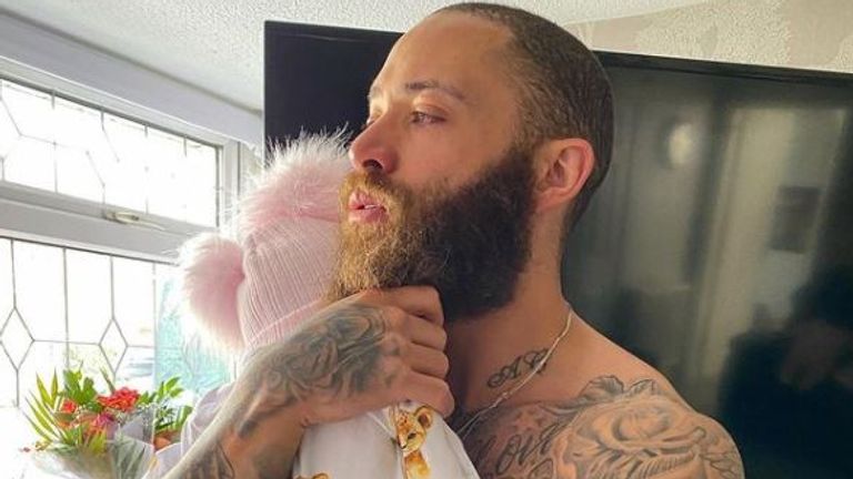 Ashley Cain with his baby daughter Azaylia. Pic: Instagram