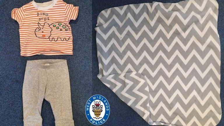 West Midlands police are urgently looking for the mother of a newborn baby left in a Birmingham Park the day before St George&#39;s Day. These are the clothes he was in. Pic: West Midlands Police