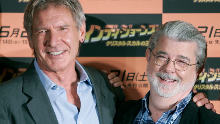 Harrison Ford, kiri, dengan co-creator Indiana Jones, George Lucas