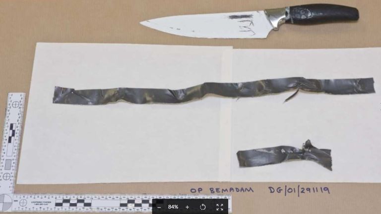 Couteau retrouvé après l'attaque terroriste du pont de Londres.  Pic: Police rencontrée