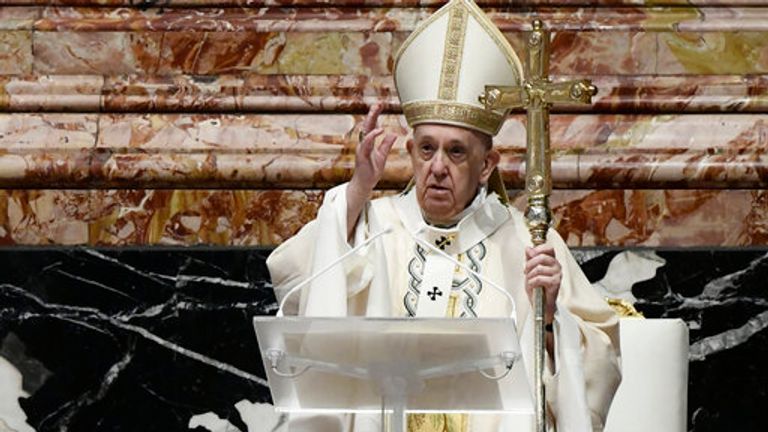 Pope Francis blesses attendees after celebrating Easter Mass at St Peter&#39;s Basilica at The Vatican