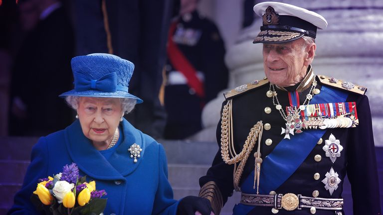 Sa Majesté et le prince Philip