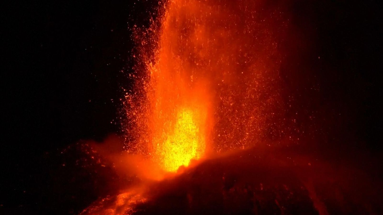 Mount Etna lights up night sky with spectacular eruptions World News
