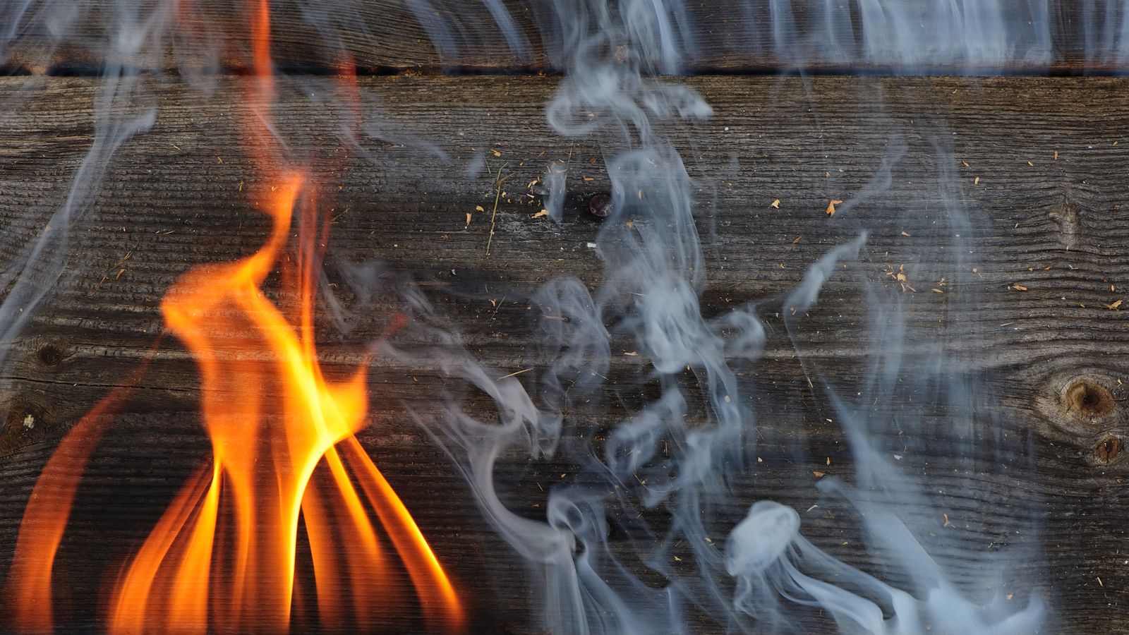 Wet wood and coal for woodburning stoves restricted from today