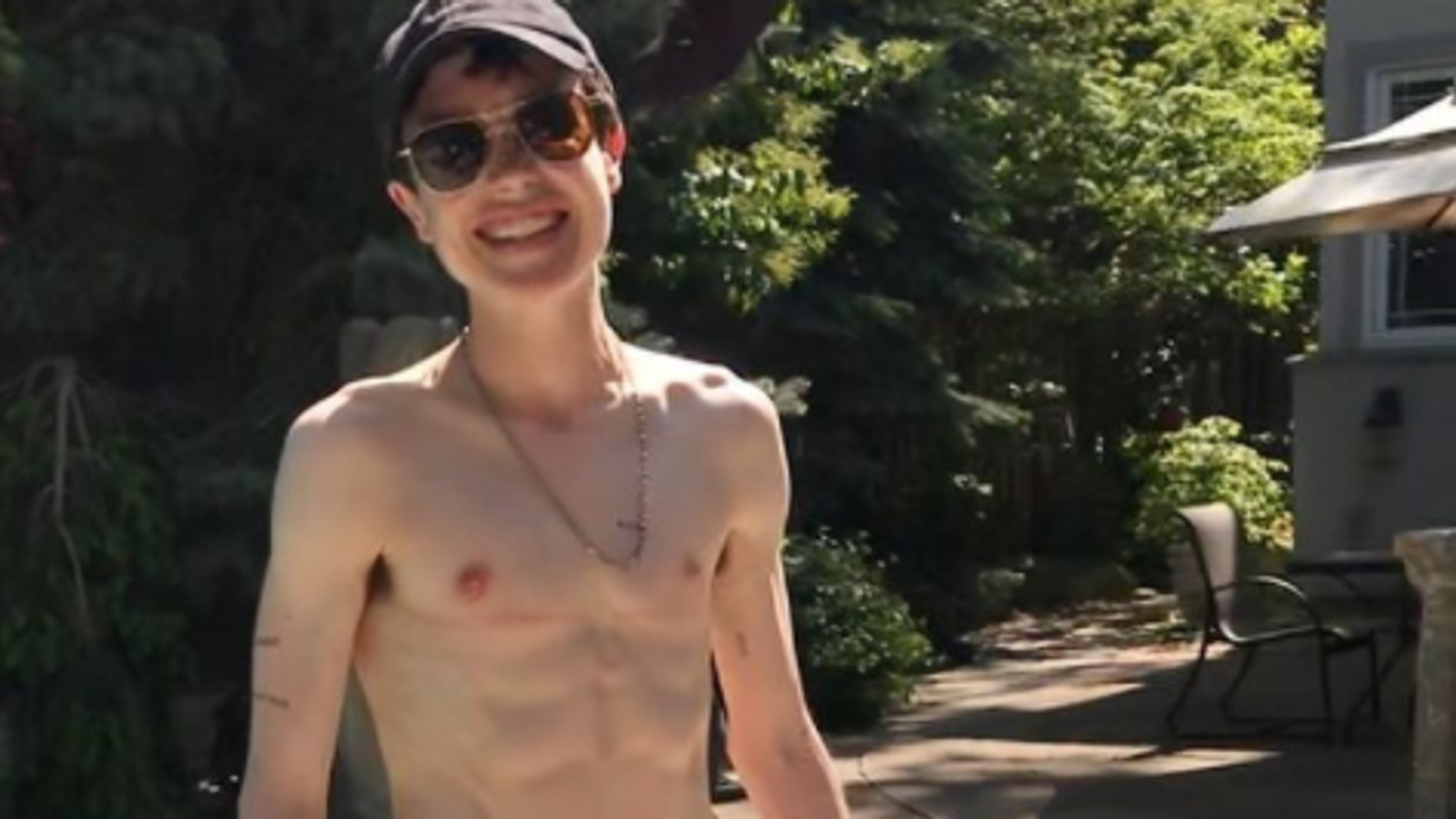 Elliot Page Praised For Sharing Bare Chested Picture In Swimming Shorts After His Top Surgery Ents Arts News Sky News