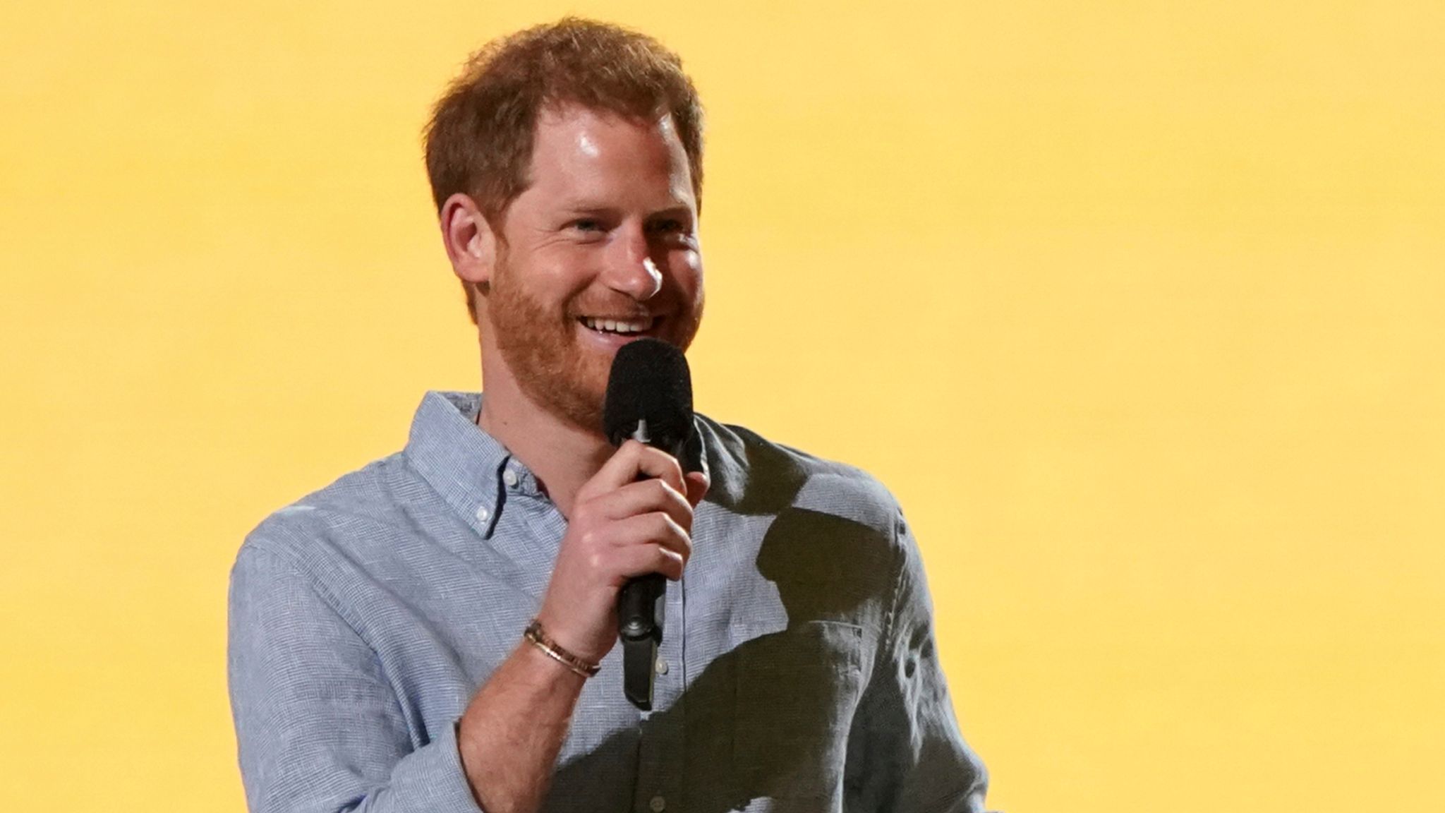 Prince Harry calls for vaccines to be 'distributed to everyone