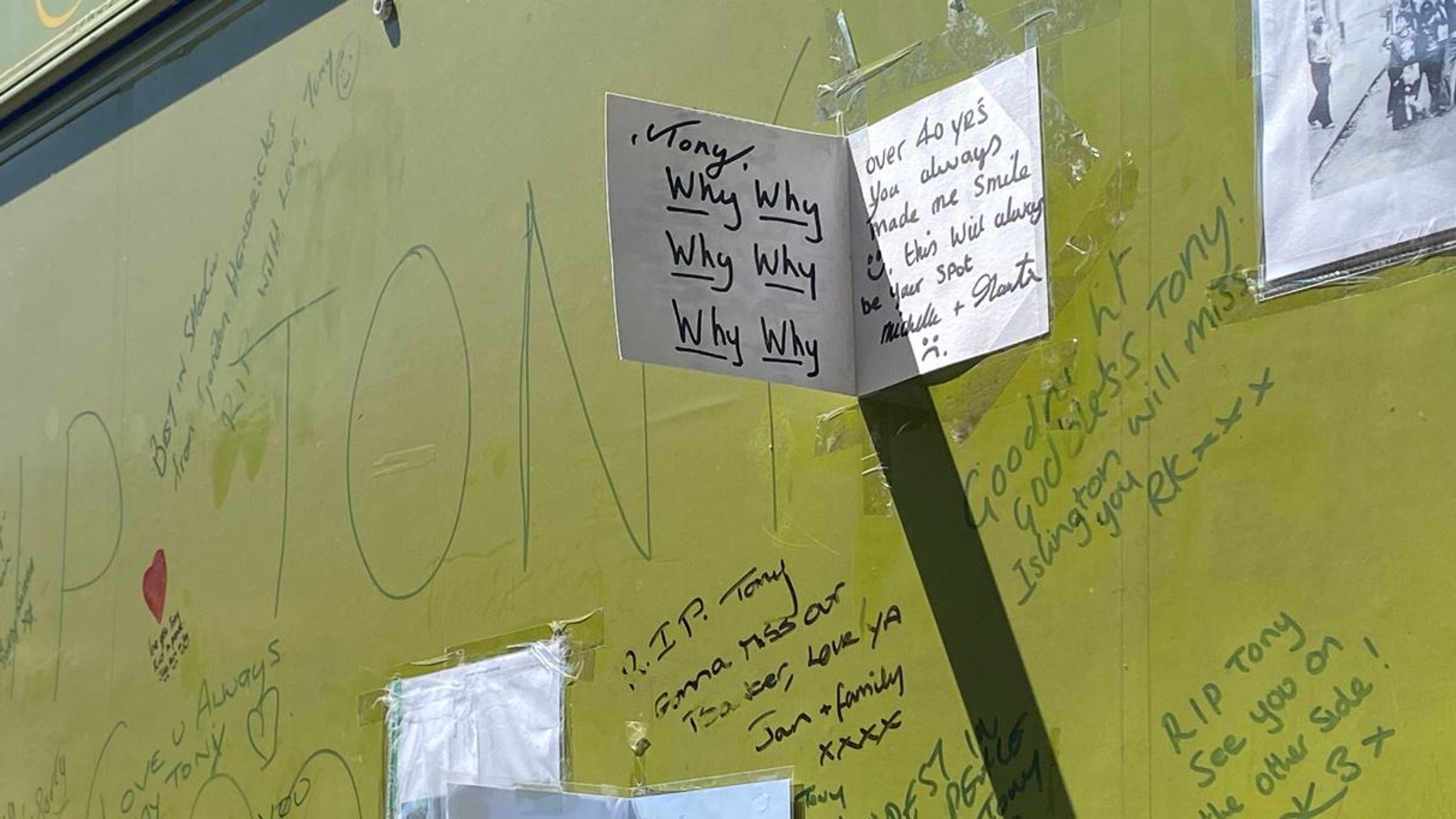 Islington stabbing Tributes to Tony Eastlake at vigil for flower