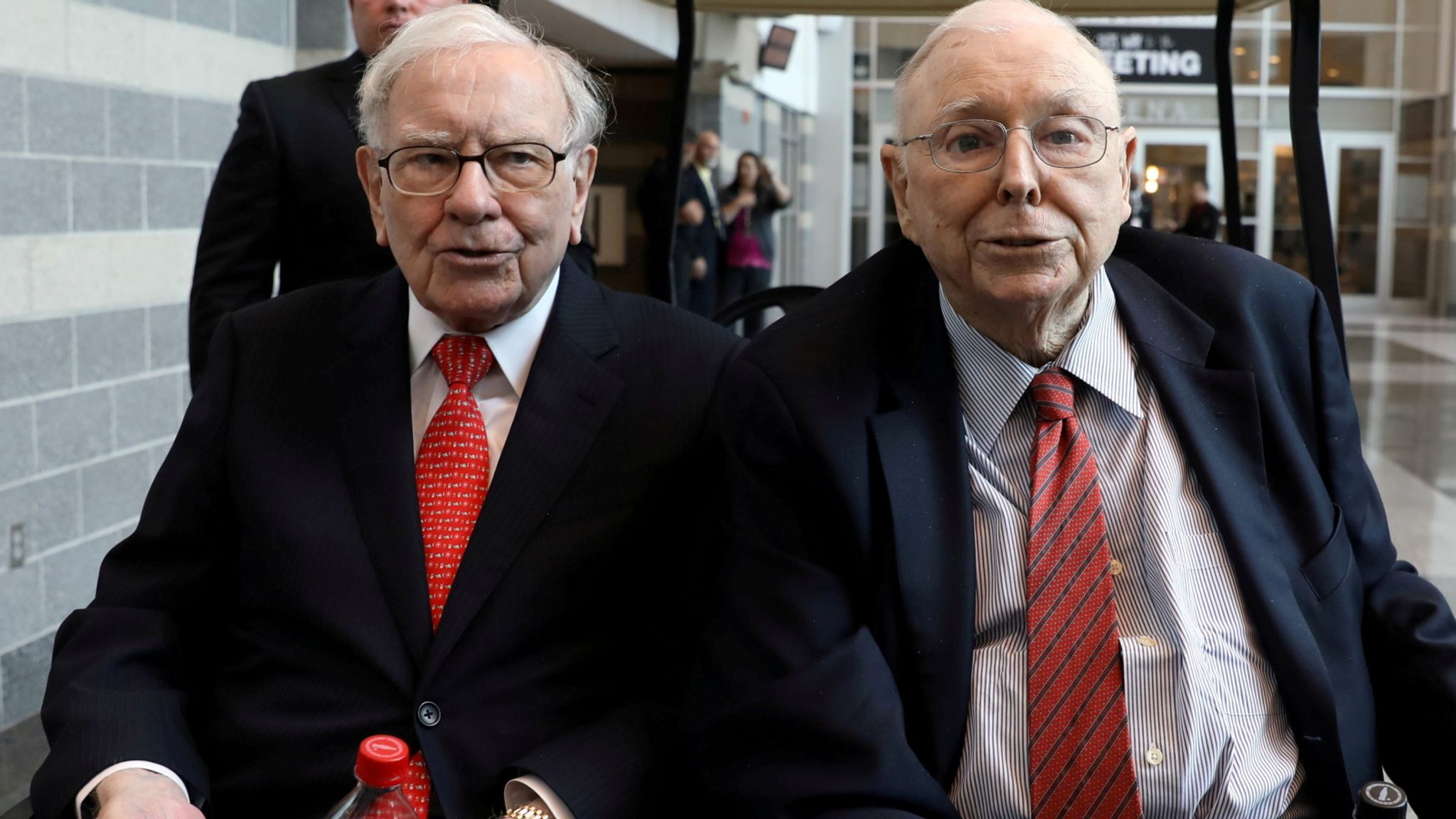 'Oracle of Omaha' Warren Buffett ends the suspense and names his chosen ...