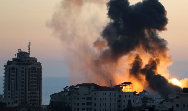 Israel-Gaza conflict: Ten civilians killed in Israeli air strike on Gaza as Palestinian militants fire salvo of rockets back - Vimarsana News
