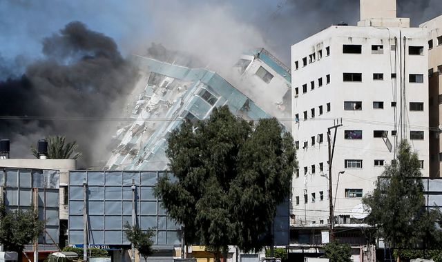 Israel-Gaza conflict: Media building in Gaza collapses after Israeli bombardment as Palestinian militants fire salvo of rockets overnight - Vimarsana News