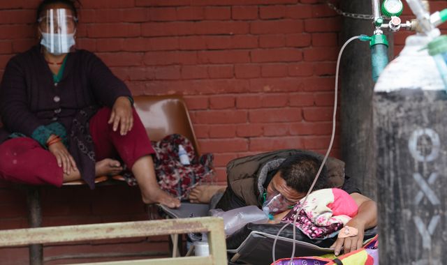 COVID-19: Hospitals run out of beds, soldiers take over as undertakers - Nepal battles second wave of pandemic - Vimarsana News
