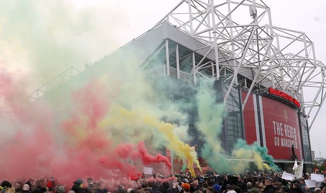 Old Trafford protests: Two arrested after fresh ...