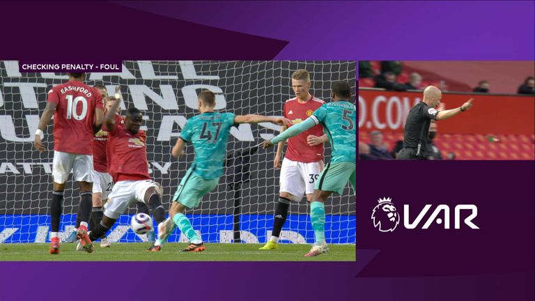 VAR rules out Liverpool pen (28)