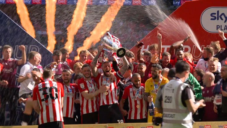 Soccer's Richest Game Won by Brentford and Big Data - Bloomberg