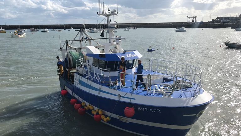 Cette semaine, le ministre français de la Marine a déclaré que les pourparlers étaient en cours mais qu'il n'y avait pas encore d'accord.