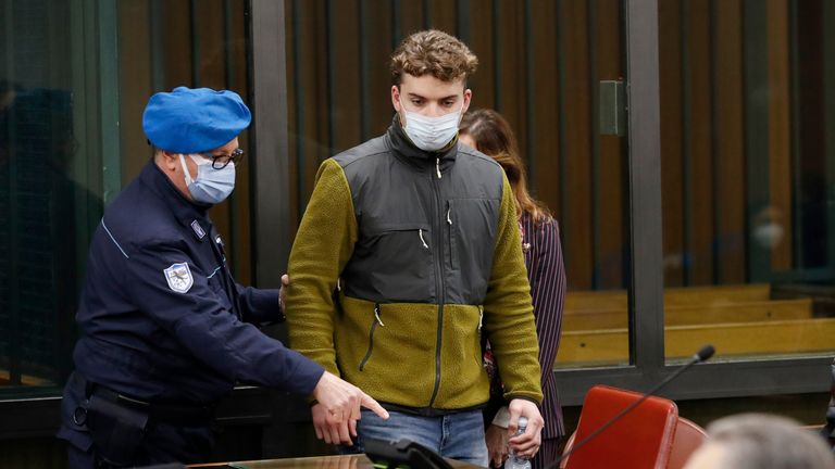 Gabriel Natale-Hjorth, des États-Unis, arrive pour une audience dans le procès où lui et le co-accusé Finnegan Lee Elder font face à des accusations de meurtre après le policier paramilitaire italien des Carabinieri Mario Cerciello Rega.  Pic: AP