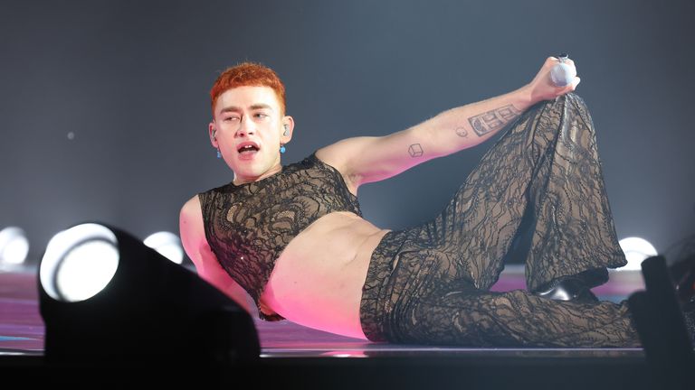 Olly Alexander performed It&#39;s A Sin with Elton John