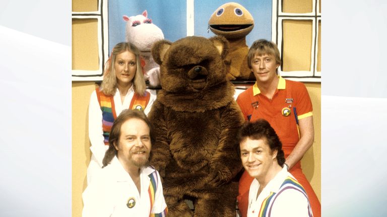 Rainbow: Rod Burton, Jane Tucker, George, Bungle, Zippy, Geoffrey Hayes and Freddy Marks. Pic: Fremantle Media/Shutterstock

