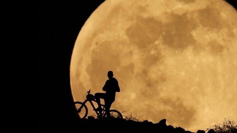 It is the closest full moon to the Earth of the year, according to the Old Farmers Almanac, giving it its title of &#39;supermoon&#39;.