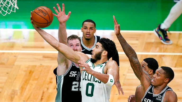 NBA Wk19: Spurs 140-144 Celtics (OT)