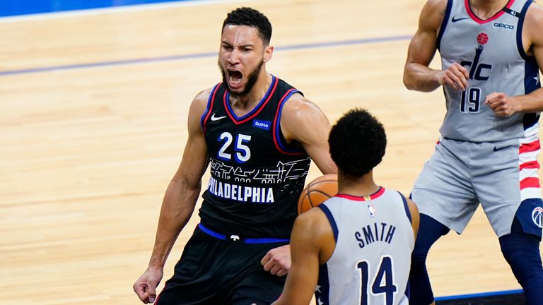 Simmons stars in Sixers win