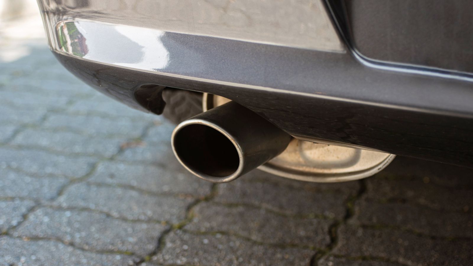 Advice issued on how to keep your car safe as catalytic converter